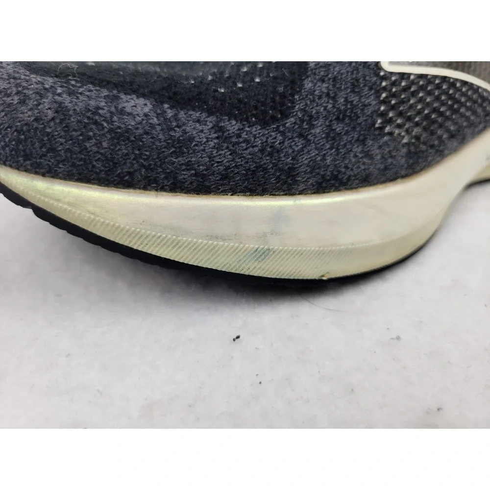 Brooks Levitate‎ 5 StealthFit Shoes Sneakers 8.5 Womens Running Black